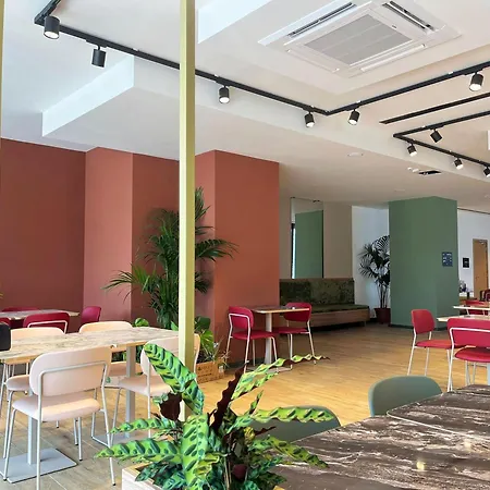 Laguna Hotel Venecia