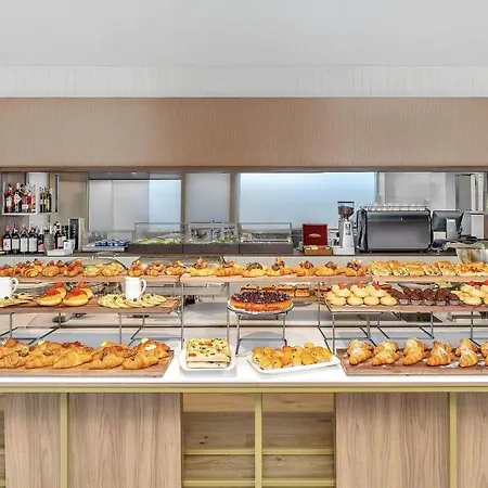 Laguna Hotel Venecia