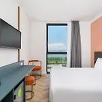 Hotel Laguna 3*