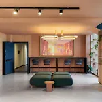 Laguna Hotel 3*