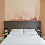 Hotel Laguna 3*