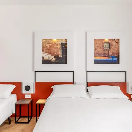 Hotel Laguna